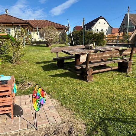 Ferienhaus Zittau Oberlausitz & Ferienwohnung Am Hamann Berg المظهر الخارجي الصورة