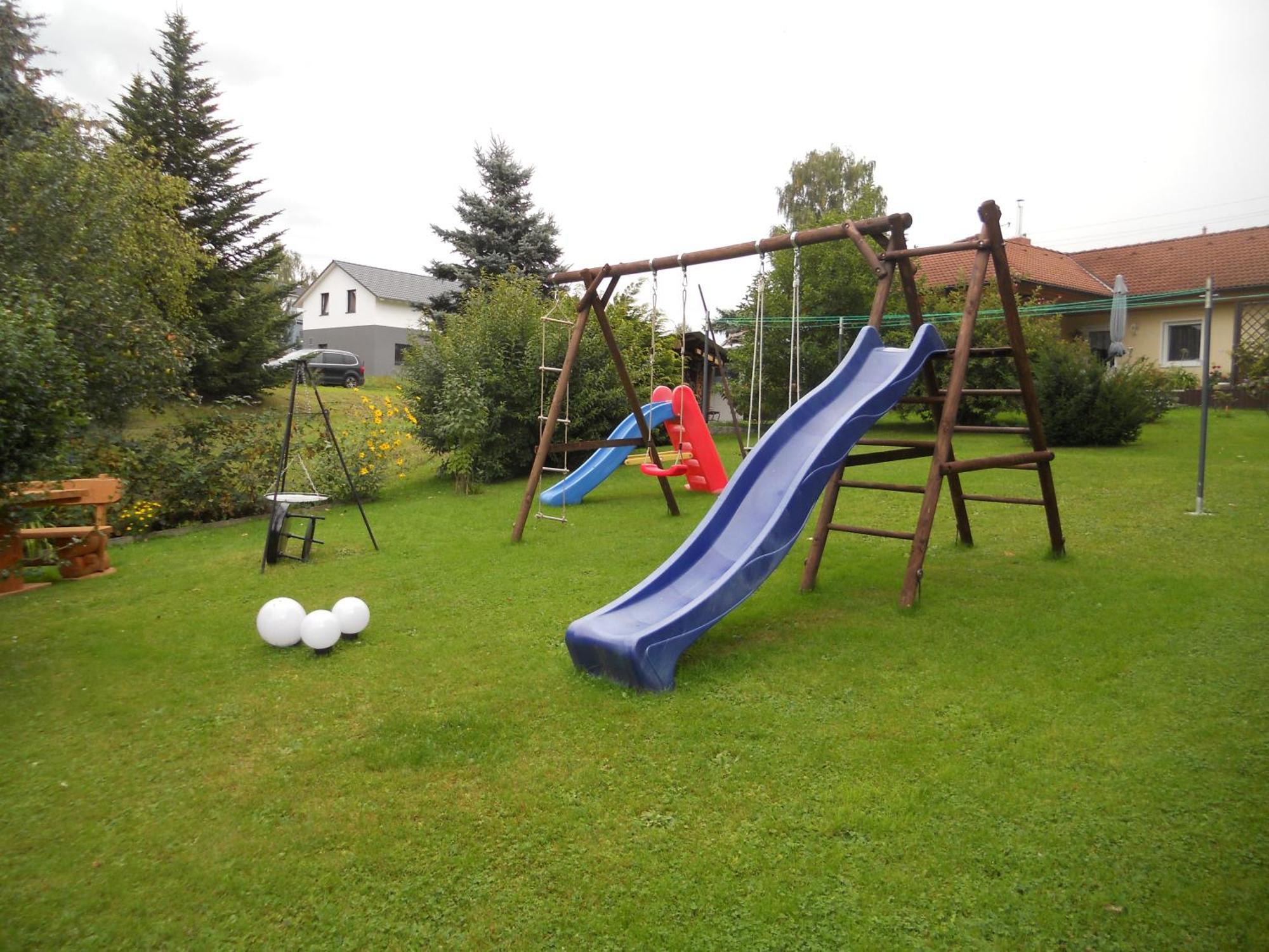 Ferienhaus Zittau Oberlausitz & Ferienwohnung Am Hamann Berg المظهر الخارجي الصورة