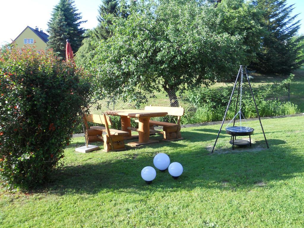Ferienhaus Zittau Oberlausitz & Ferienwohnung Am Hamann Berg المظهر الخارجي الصورة